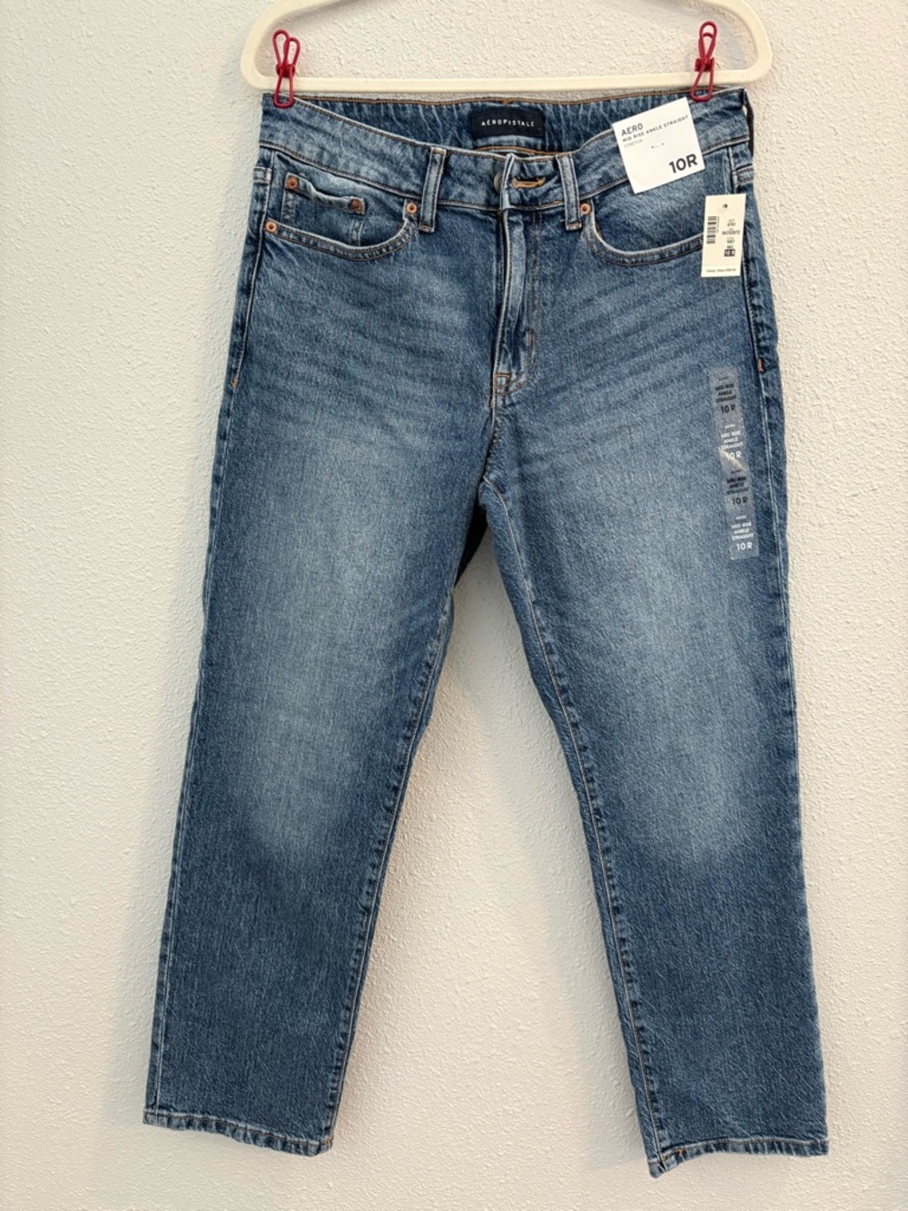 Aeropostale Women’s Mid Rise Ankle Straight Jeans (size 10R)